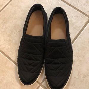 Ugg Black Slip-on sneaker